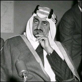 تابعني اتابعك.›̵ ﺎلهّدوء هَو ﺎحُد ﺎلقوﺎنينُ ﺎلرْﺎقيهّہ جُدًا...٭