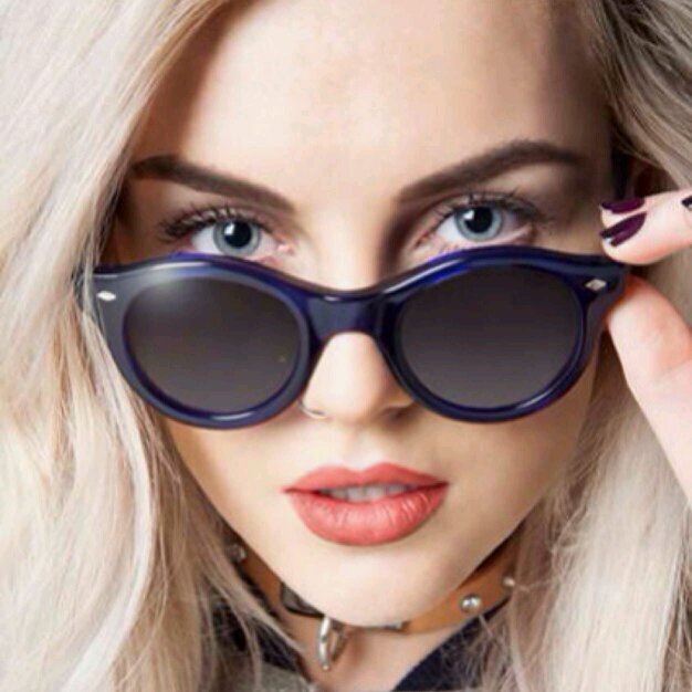 Mixertioner_09's profile picture. @onedirection y @LittleMix ¿Ell@s? Mis ídol@s, mis héroes/inas sin capa, mis ángeles sin alas. Los libros son mi mundo. 10/07/14