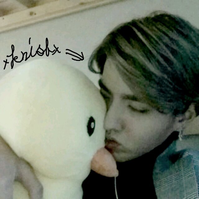 EXO-M leader KRIS(i'm not real) 変幻自在ㅎ 2014/02/17~~∞

ここには居ない、 またどこかで会おう、← 
なにも言わなくてごめんな、
迎えにいくから、な、？
あんにょん、