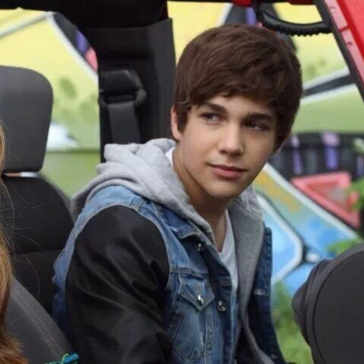Free follow from @iHoranButera so follow back on there