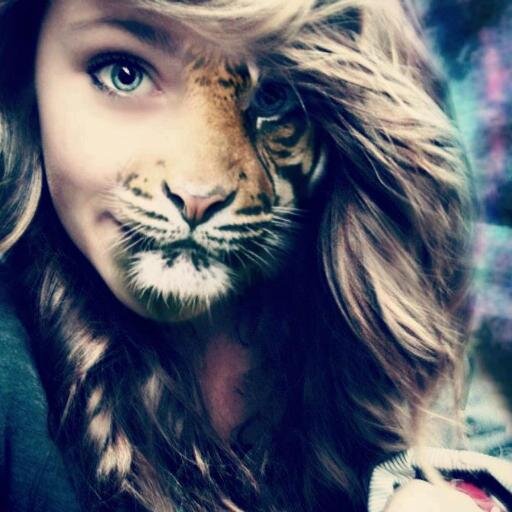 #Inna.~ Manel,1*anw. #SelenaGomez *-* #TeamAlgeria.3 , Myriam ma meilleure amis *-* .♥