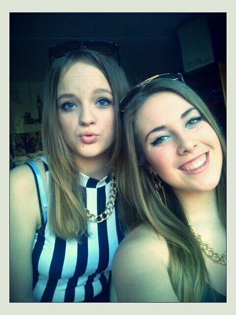 jody_uitman's profile picture. The best things in life are free. The second bests are very expensive.