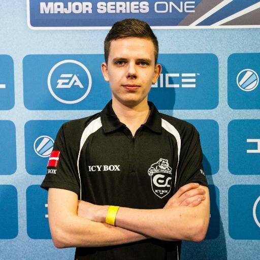 Free agent •🇩🇰 Former Battlefield Pro 🇩🇰🇪🇺🇺🇸 - Former Comp.COD4 Promod Player 🇩🇰🇪🇺 - Former Team Denmark National A.V.A Player 🇩🇰🇪🇺