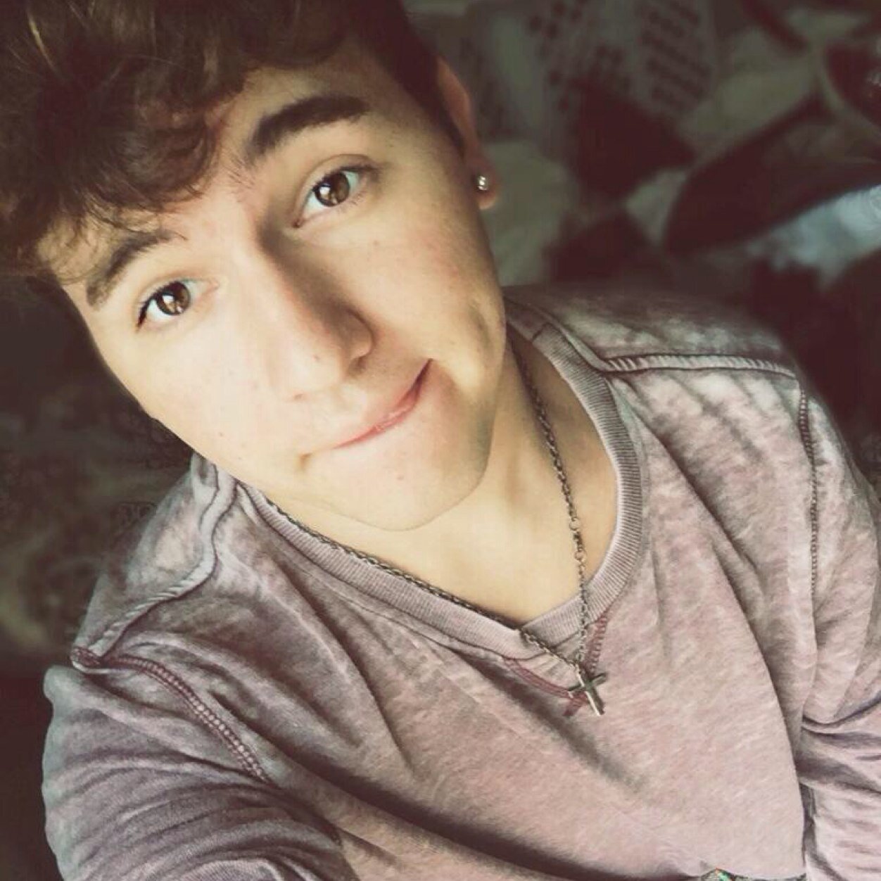 WishboneCaylenn's profile picture. stressed but o2l keeps me happy so. 0/6