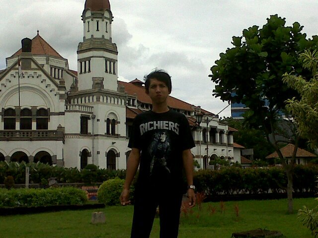 Pin bb 27BC77C5
