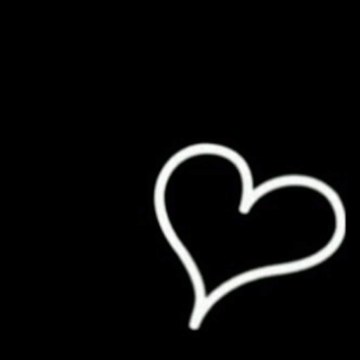 تبي تسعد اللي تحبه؟ ارسل لي كلام DM مع اليوزر❤️ اذا بتسويلي فولو عشان اقول لك من ارسل لك؟ بلوك:)