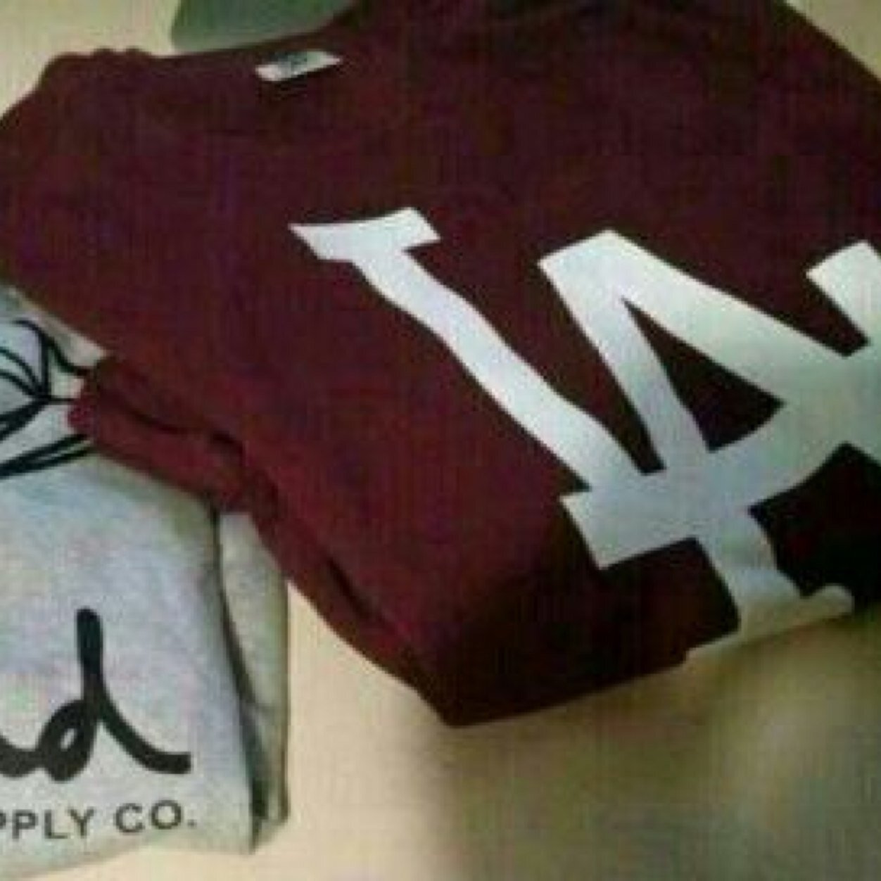 Venta de sudaderas y CAMISETAS , TIRANTES, MEJORES PRECIOS contrarembolso, para reventa hago precios, mas baratas del mercado 100% asegurado✌️