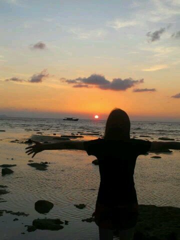 littleputian's profile picture. Always