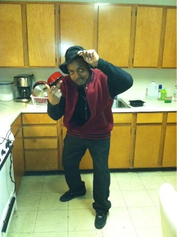 YM_Smokin_ACE's profile picture. I live in my own world in which God has in his hands.. n since my only friend is #Amen I aint just Good, Im Gucci.!