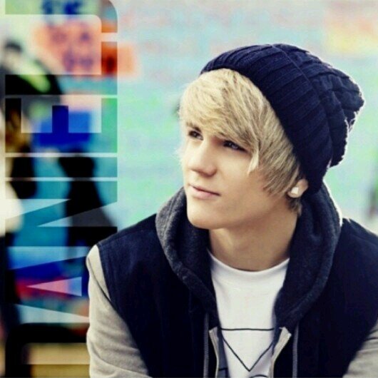 We are the biggest @DanielJWorld Fanpage in the wooooorld :D Here from the start  #AlienMeerkats :) Daniel followed us 13/10/2013