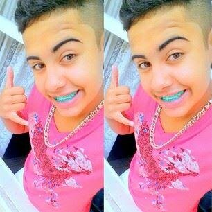Juan teu sorriso me alucina teu sorriso e o mais pft do mundo te amamos s2