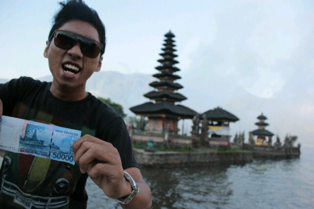 Allah is my Lord, Islam is my life, Qur'an is my guide, Prophet Muhammad is my role model, and Heaven is my goal !!    Bandung Institute of Tourism