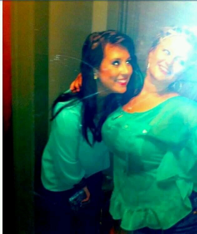 AshleyRobling's profile picture. The best way to find yourself is to lose yourself in the service of others ❤