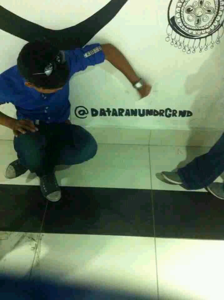 the_Devillauz's profile picture. mungkin aku jahat dan memang aku nakal ! ^^ so ??  tetapi aku juga mahu belajar untuk menjadi hamba yang terbaik , hamba kepada Allah yang maha esa