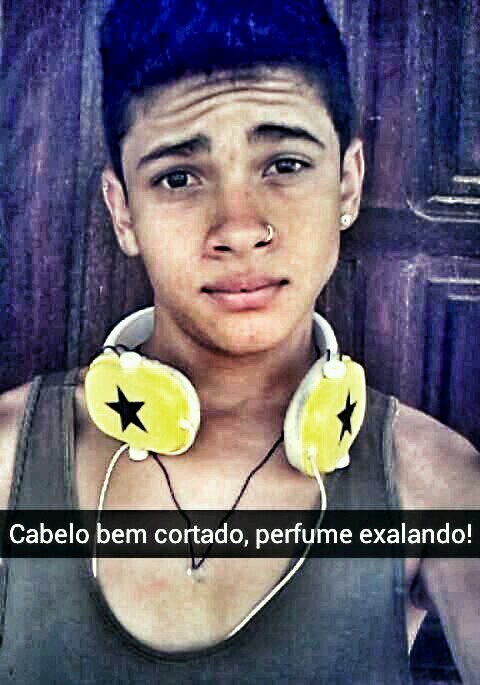 Yes, I'm a Belieber (She say she love my lolly , she wanna kiss the top )