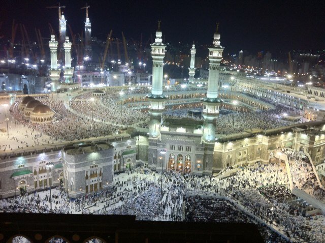 قل هذه سبيلي أدعو الى الله