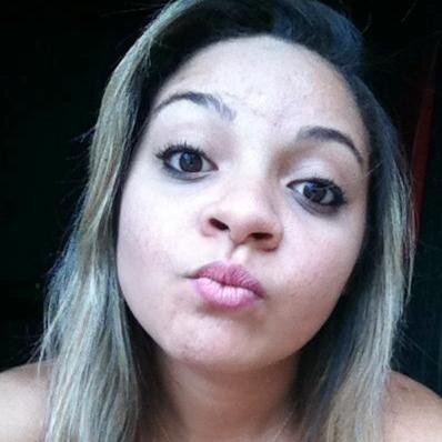 Quem faz parte da minha Vida falaria a Otima pessoa que eu sou :D