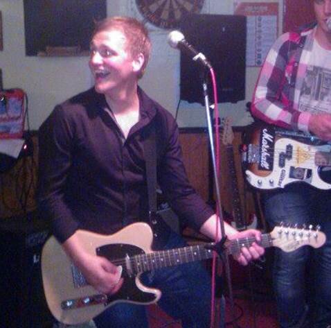 Vocalist/Guitarist/Songwriter/, living in Cornwall, UK. Lifetime prisoner of rock and roll... http://t.co/2xQ7Gh9p5h