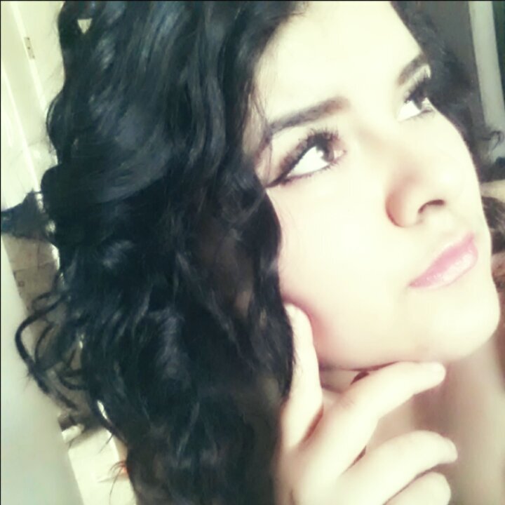 Songwriter/photographer/singer
. Follow Your Dreams,Follow Your Heart & Follow Me c; ♥ Add me On Facebook Follow me on Instagram @its_Alondrac