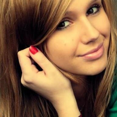 SophiaHughes17's profile picture. Sixt year Hufflepuff. 16. Mother of just born daughter Veronica -X-Remi-X-