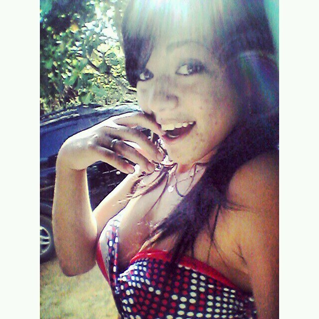 uma pessoa que está sempre sorrindo :)