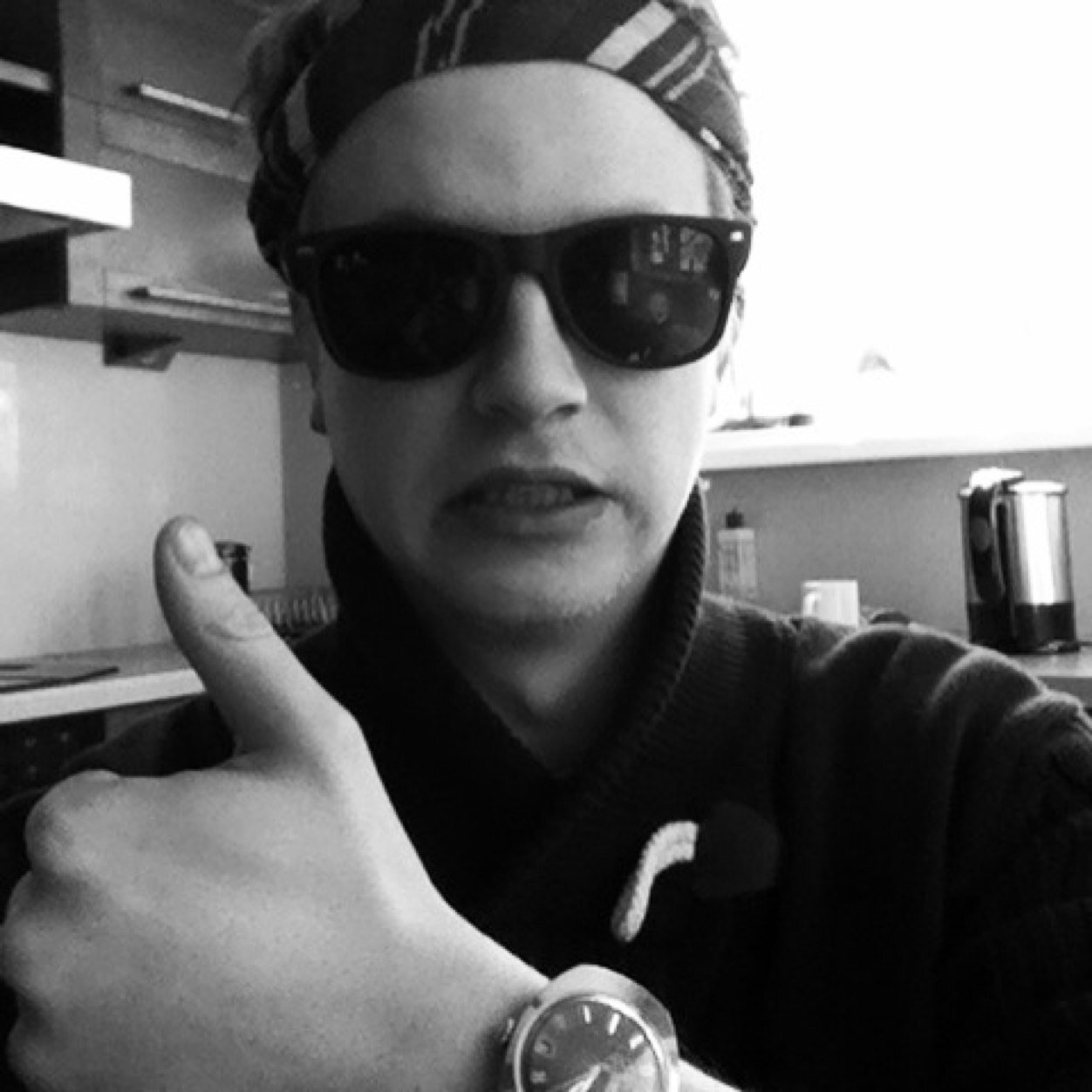 snowboarder, dancer, drifting, black humor