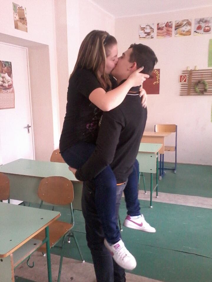Imádom a Victóriámat.:$$ 3