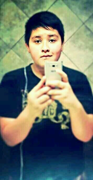 JosueGarza585's profile picture. FUCK YEAH CHARIZARD!!!!!