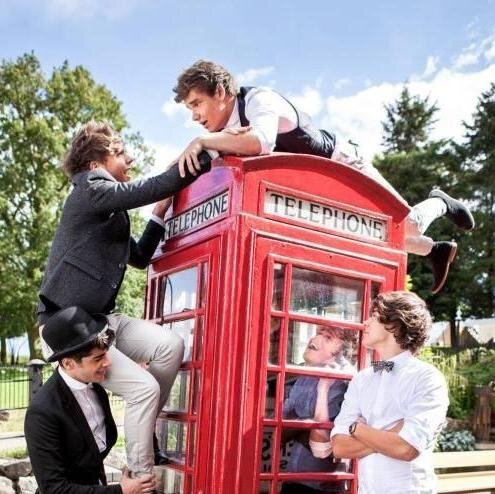 Directioner forever i love Louis Tomlinson