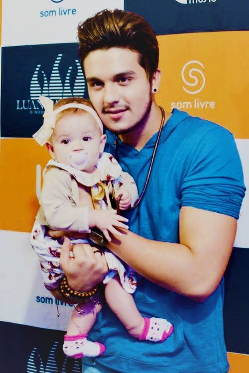 Pagina Dedicada pro Principe @Luansantana e pra Minha Princesa @brusantanareal .... Sigam @MeSeguiiLuh Pfv . Obg Amors