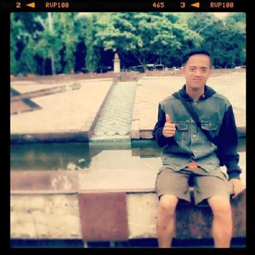 BheLerRBH's profile picture. Ryan its my name .......
gw anak ke 2 dari 5 bersaudara ...
selebihnye lu cari tau sendiri ajje !!!!!!!!!!!
-22 januari 1993-