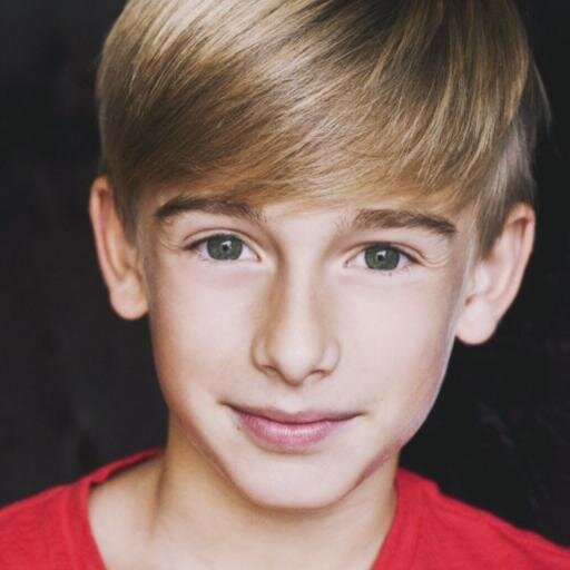 Account owned and operated by Orlando MG | 11 Year old Singer/ YouTuber/ Actor | New Single: http://t.co/L3MJG2LjZs  | Contact johnnyobooking@gmail.