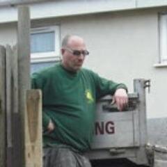 FAMILY BUSINESS ~ ALL TYPES OF FENCING ~ GATES ~ TURFING ~ HEDGING ~ TREE WORK ~ STUMP GRINDING

http://t.co/17IX0Mc4Fz