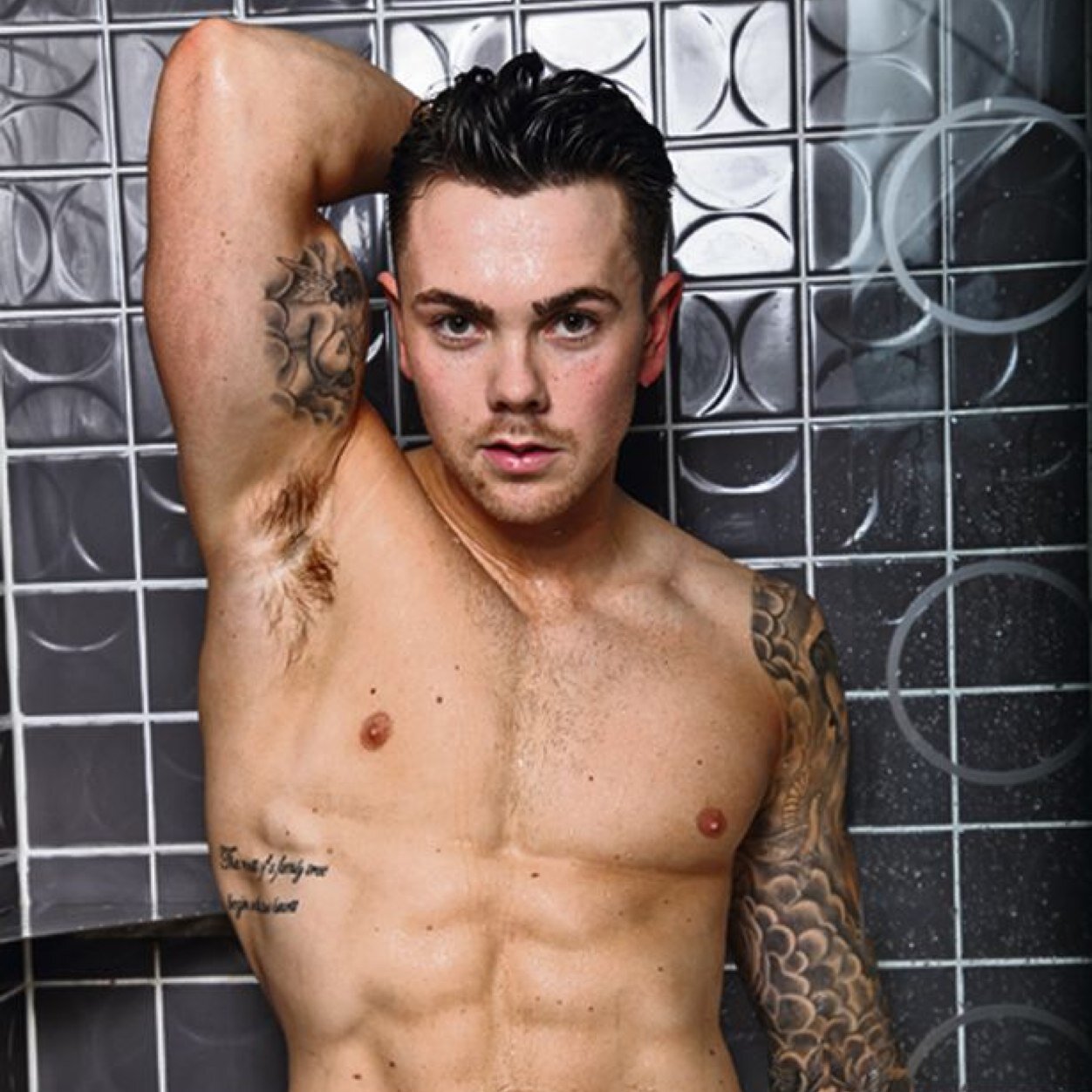 Supporting @therealrayquinn & @mariafilippov on the last series of Dancing on Ice 2014! Starting in Jan! My personal account @misslyndsey_jay