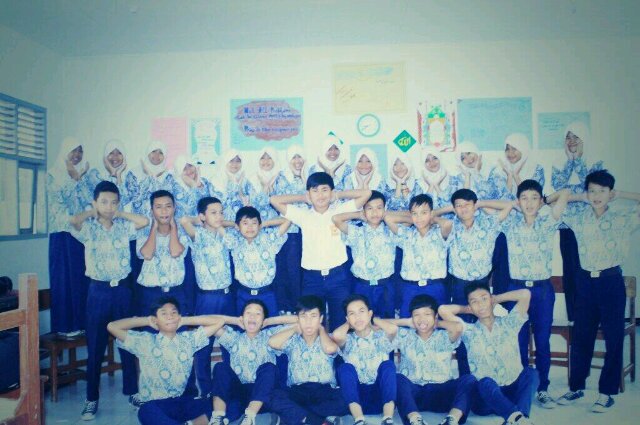 Real Account(New) of Grade VIII.5 Jhs2Cianjur! You follow!We are follback you too!No Unfollow! Just FOLLOW!