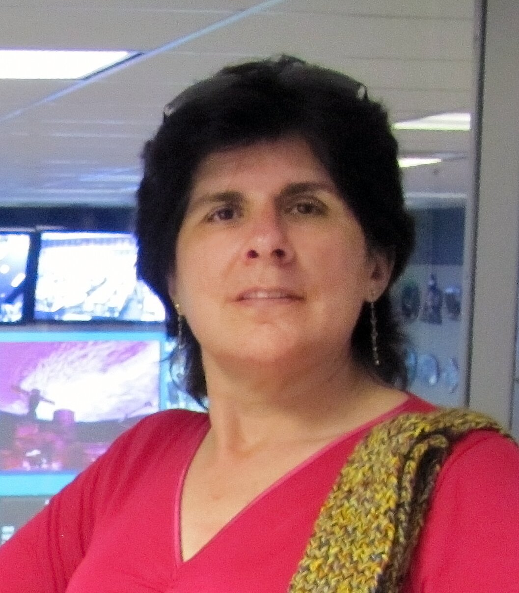 Diseñadora audiovisual y editora profesional de videos corporativos y comerciales innovadores. Directora de Producción y edición en @avantpremierepr.