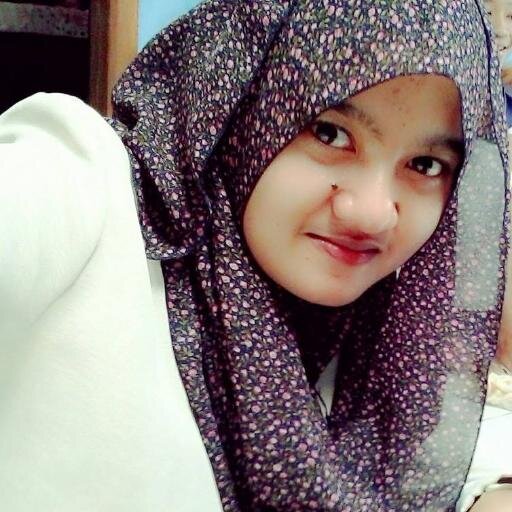 Journalist\ Traveler\ Simple\ Friendship\ Good Listener\ Dreamer. http://t.co/6RlWV57hJG