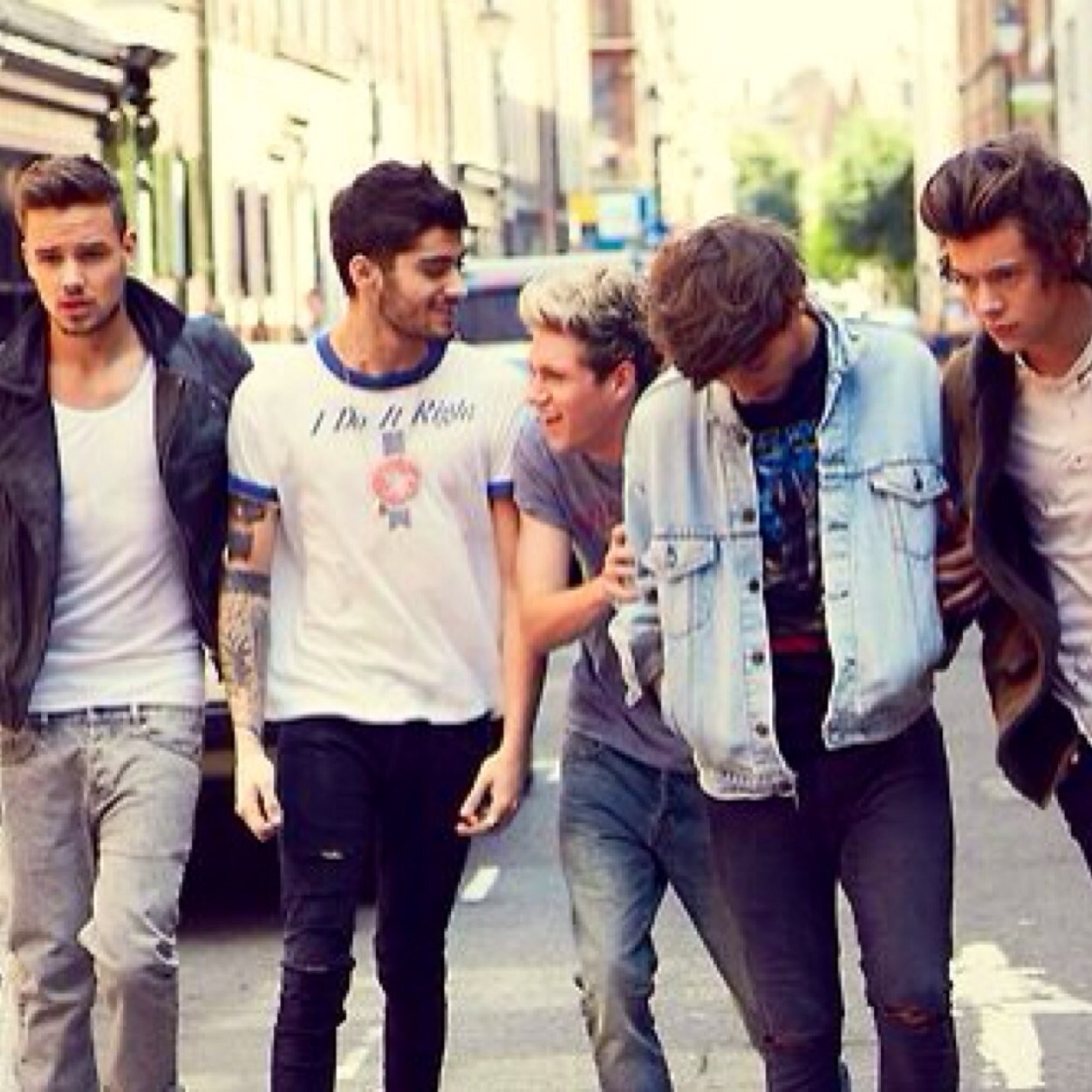free follow from @donutxwifi cause everyone deserves to reach their goal ツ