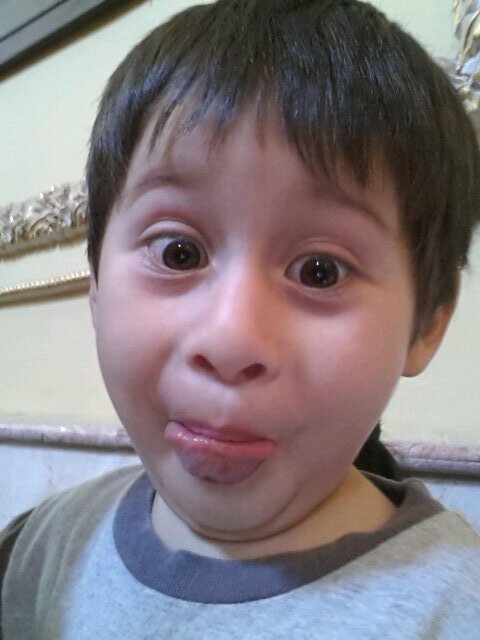 eltwincito's profile picture. 