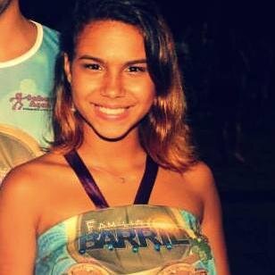 Quando fala o amor, a voz de todos os deuses deixa o céu embriagado de harmonia.
(William Shakespeare)