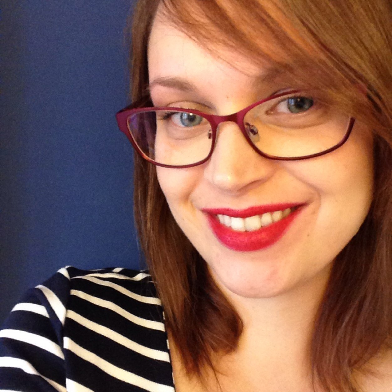 Sugafairey's profile picture. Mum, wife, cat-mother, crafter. I bake stuff and sometimes I write about it too.