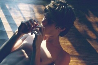 В детстве, когда мама что-то искала, а я спрашивала, что она ищет, всегда отвечала:Хуй моржовый!. Всегда было интересно как он выглядит.