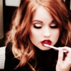 likedebby's profile picture. ♡ followed and replied by debby ryan ♡