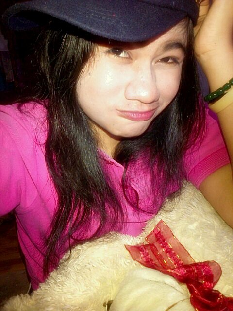 defriaries's profile picture. 