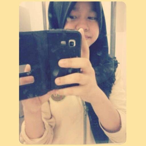 Wechat : Anissyazwani2          
Instagram : AwaniGila_