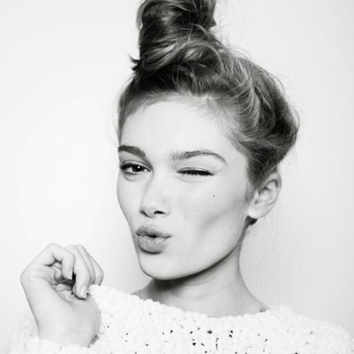 Soy la que pone los tweets que tu callas, te pueden gustar o no tu solo sígueme y averígualo.// Live your life dont prentend to live that the other lifes person