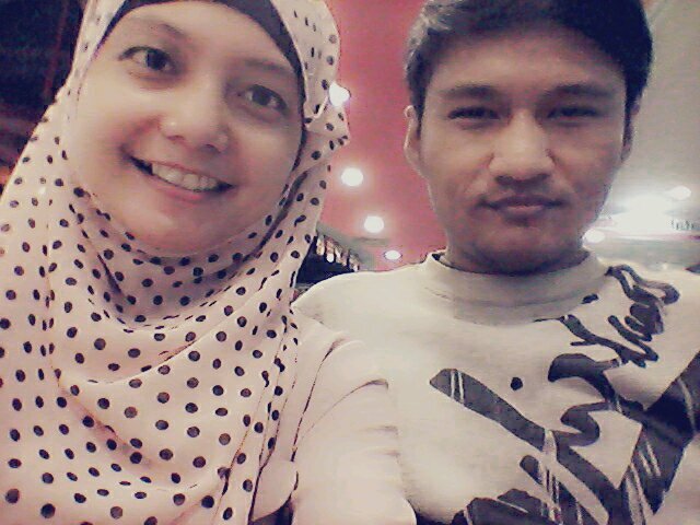 I'm Helna Yudiati • was born in May 21, 1994 • in relationship with @Masivazrial_ ♥ • path : Helna Yudia