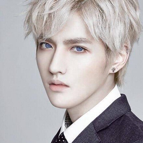 ผมหล่อ ผมเท่ ผมเกรียน ผมหื่น it not my style!!...คือคำพูดติดปากของผม ฟลอมาคุยกันนะครับ 09-03-14❤