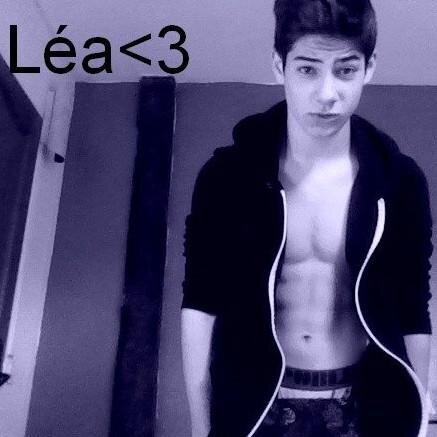 Cherche pas je suis pas pour toi♥