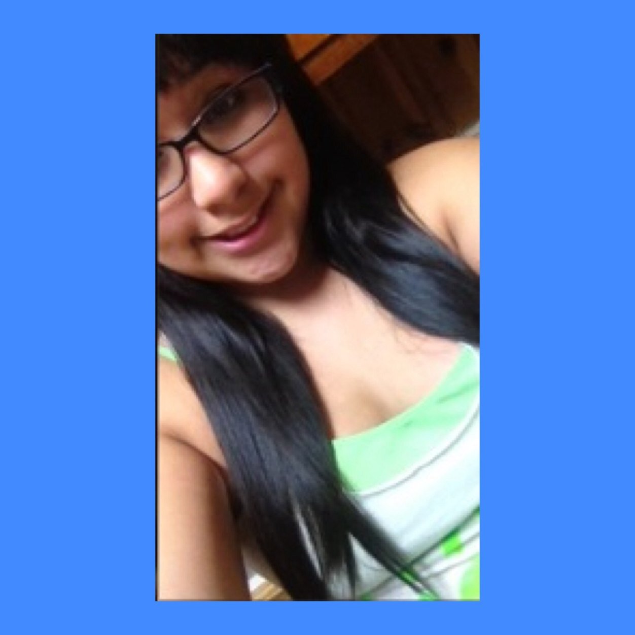 BreeanaGutierre's profile picture. Breeana Gutierrez
|15|
Music is life 
Blue 
Mexican && Puerto Rican
